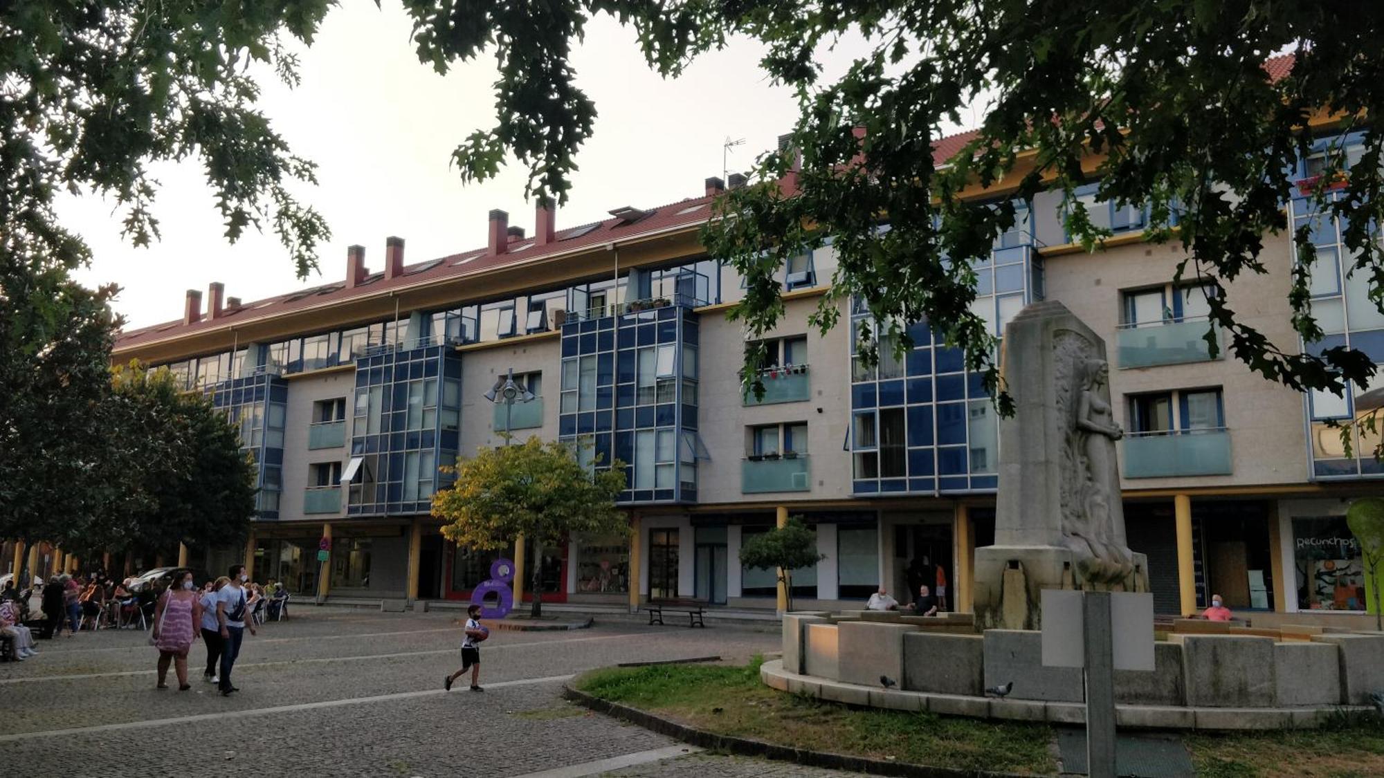 Piso Plaza 10 Apartment Ames Exterior photo